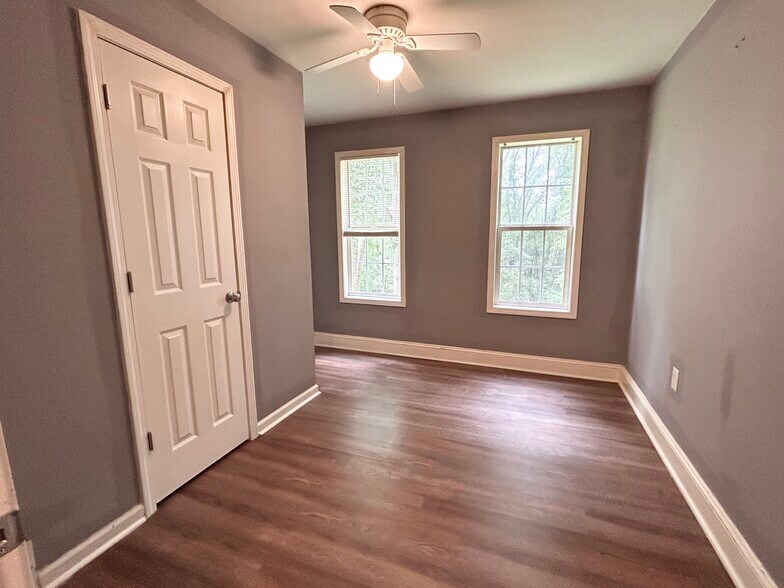 2nd Bedroom on Main Floor - 17 Liberty St