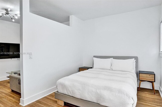 Building Photo - 1656 Polk St