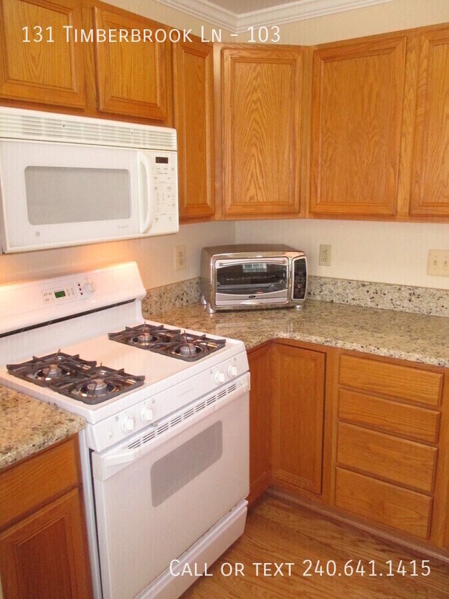 Building Photo - 131 Timberbrook Ln