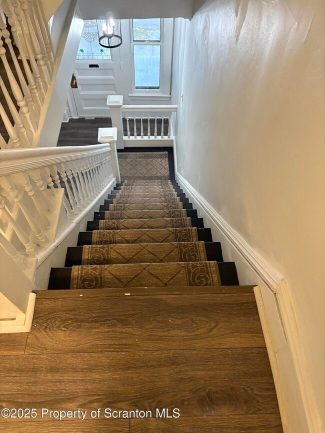 Building Photo - 31 Washington St