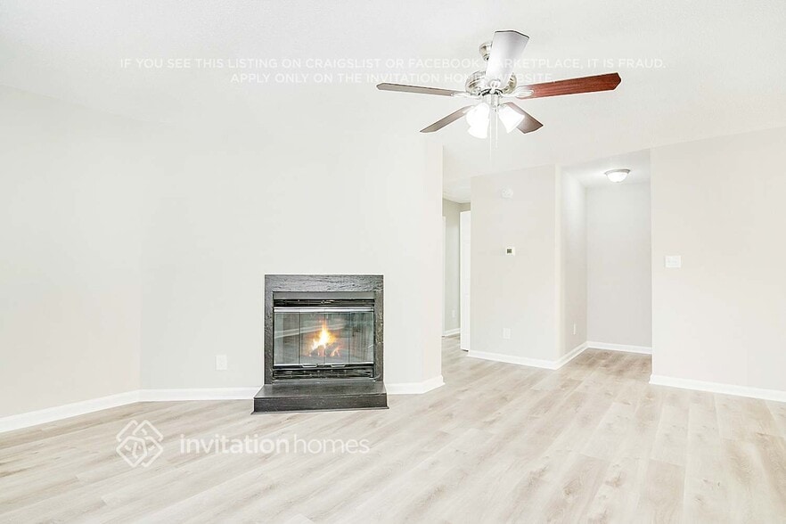 Building Photo - 844 Rawls Dr