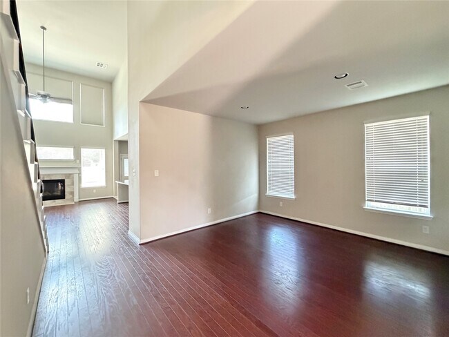 Building Photo - 8002 Mesquite Hill Ln