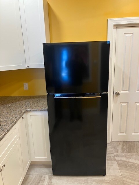 Building Photo - 6115 Lansdowne Ave