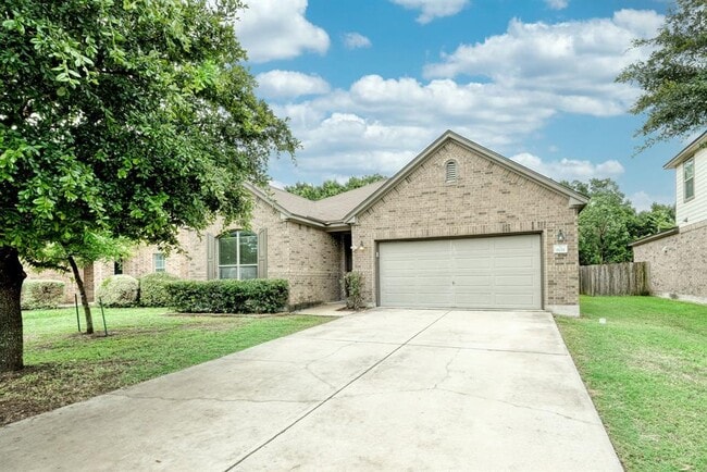 Primary Photo - 1121 Hyde Park Dr