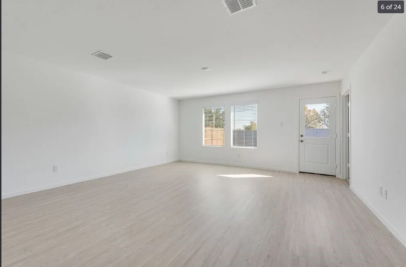 Building Photo - 11514 Gammon Ave