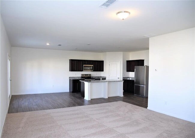 Building Photo - 4374 Kendrick Cir