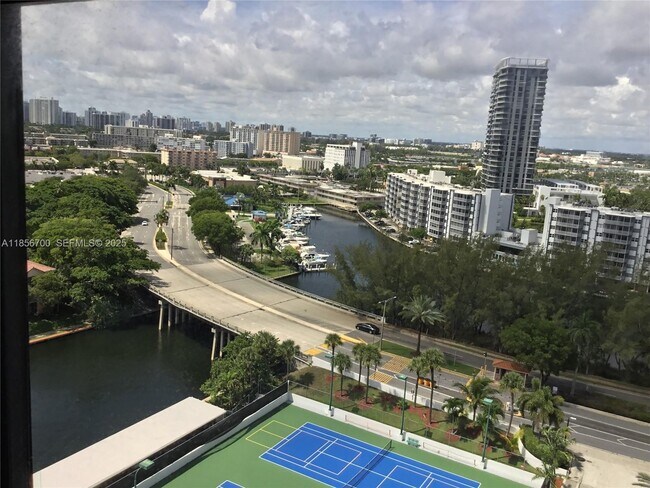 Building Photo - 300 Three Islands Boulevard