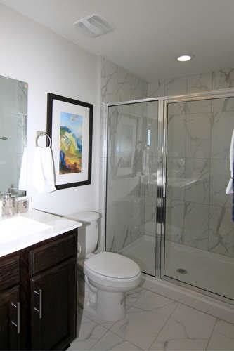 Building Photo - 718 Tinton Falls Ln