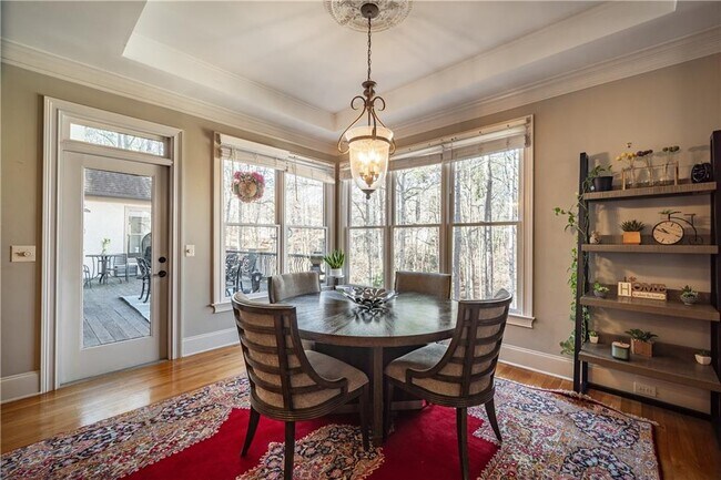 Building Photo - 5041 Towne Lake Hill N