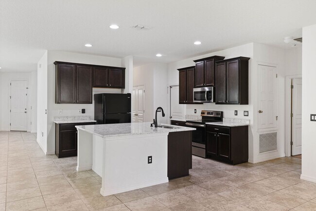 Building Photo - Stonewood Estates 4 bedroom home available...