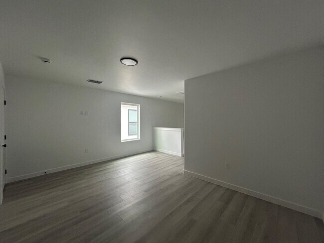 Building Photo - 8218 Casa Verde Rd