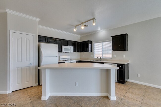 Building Photo - 1209 Echo Beach Ave