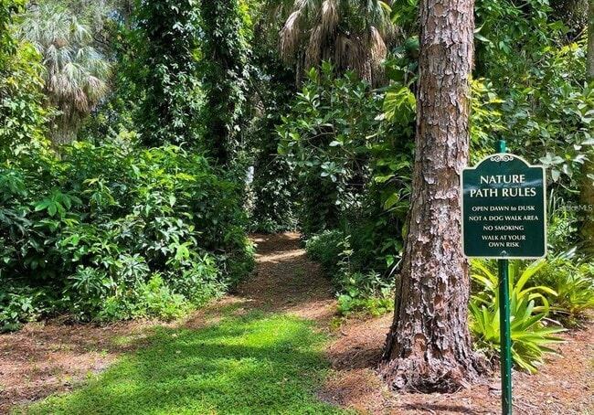 Building Photo - 3001 58th Ave S