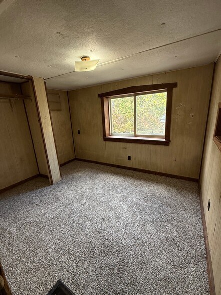 Building Photo - 442 Gardners Ln