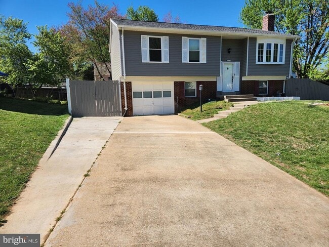 Building Photo - 14318 Lindendale Rd