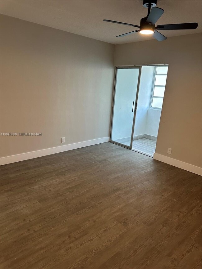 Building Photo - 1333 E Hallandale Beach Blvd