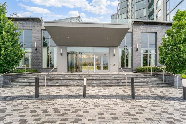 Building Photo - 9 Ave at Port Imperial