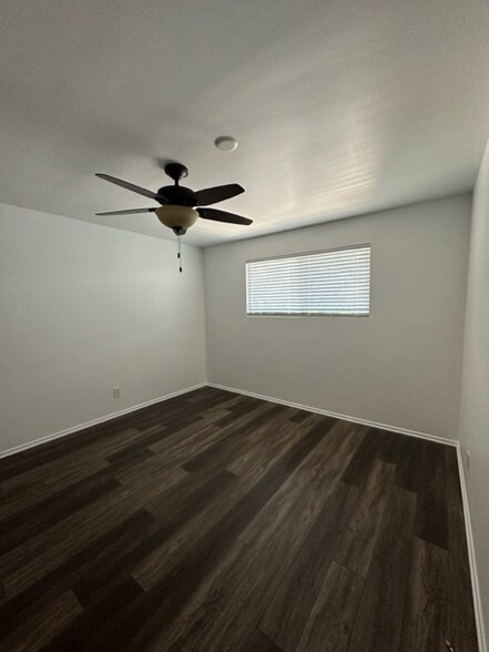 Building Photo - 6108 Carmen Pl