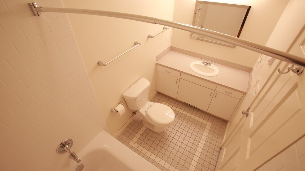 Bathroom - 120 29th Ave