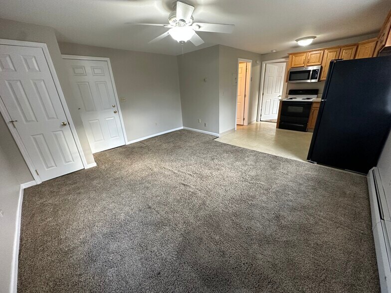 Building Photo - 49 Tappan St