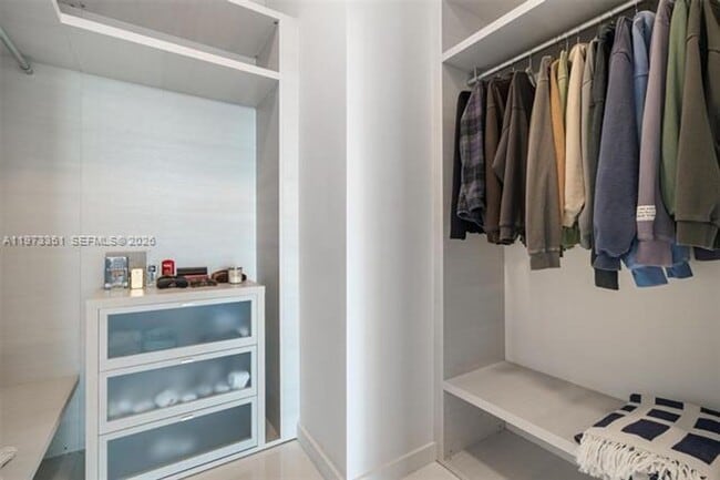 Building Photo - 88 SW 7th St