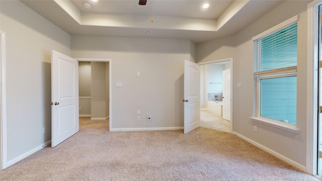 Building Photo - 1406 Veranda Mist