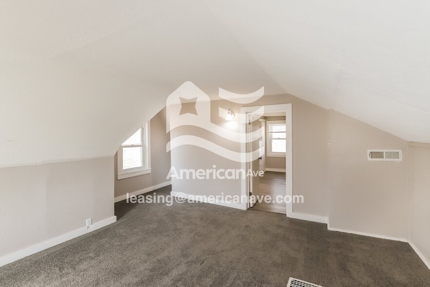 Building Photo - 628 Spruce St