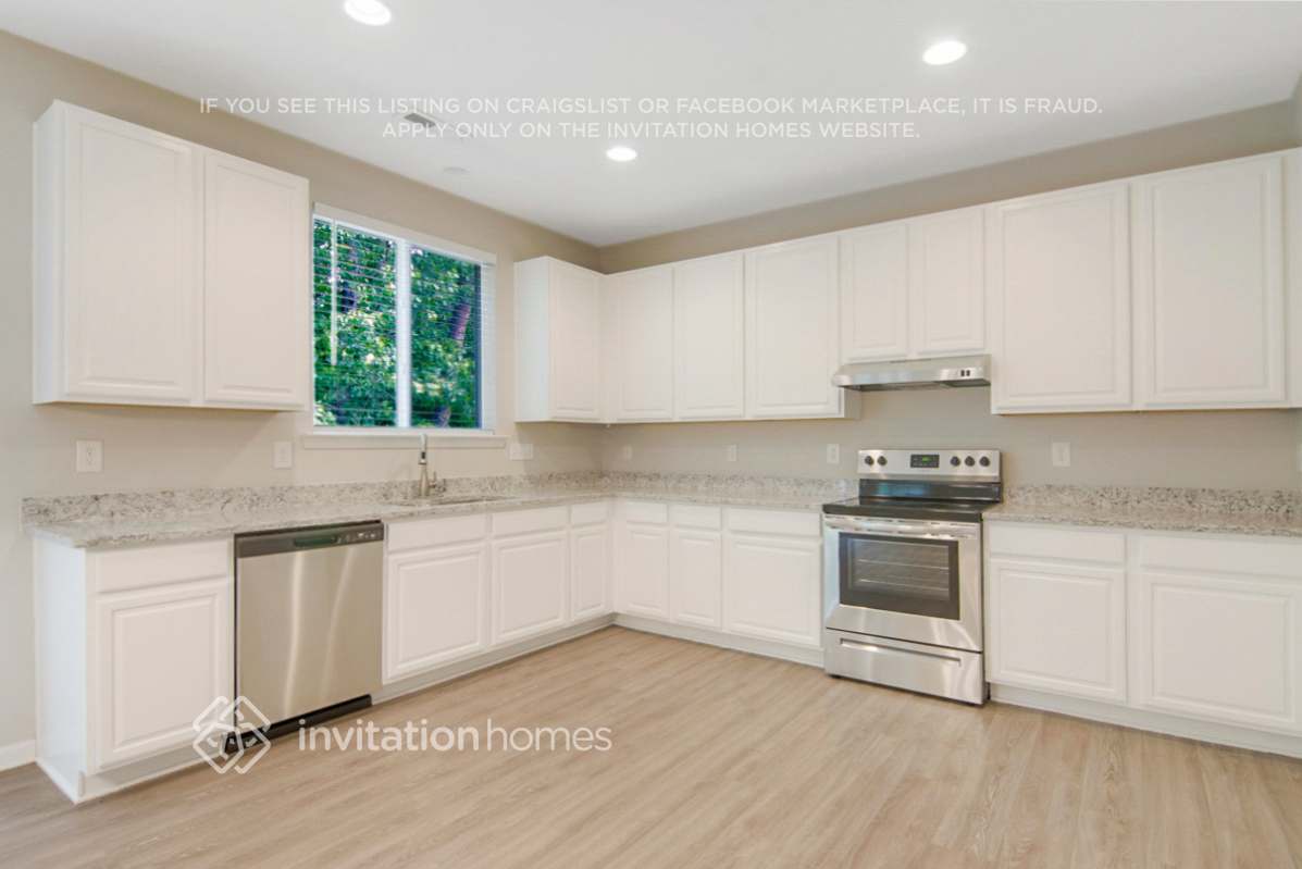 Building Photo - 5820 Kohler Ln