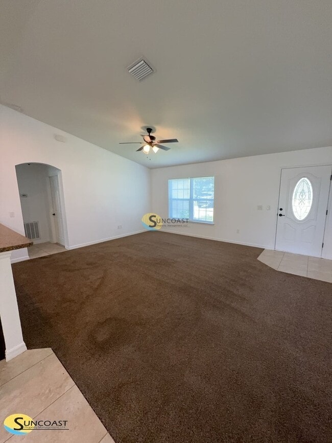 Building Photo - 76 Pine Radial