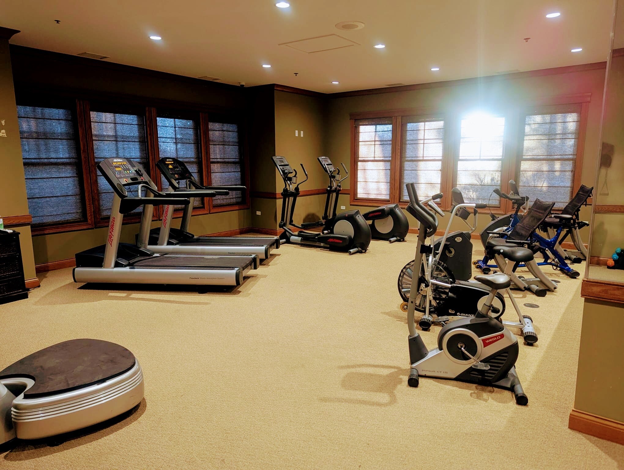 Building Photo - 104 Clubhouse Ln