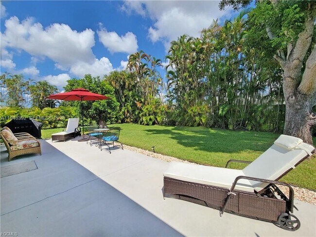 Building Photo - 237 SW 47th St