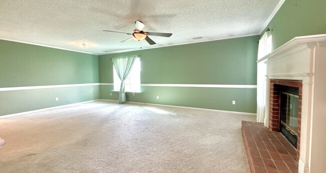 Building Photo - 1014 Scarlet Oak Ct S