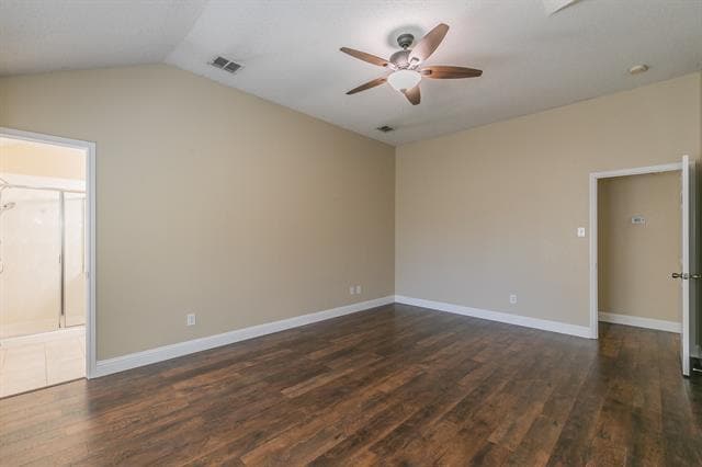 Building Photo - 734 Parkford Ln
