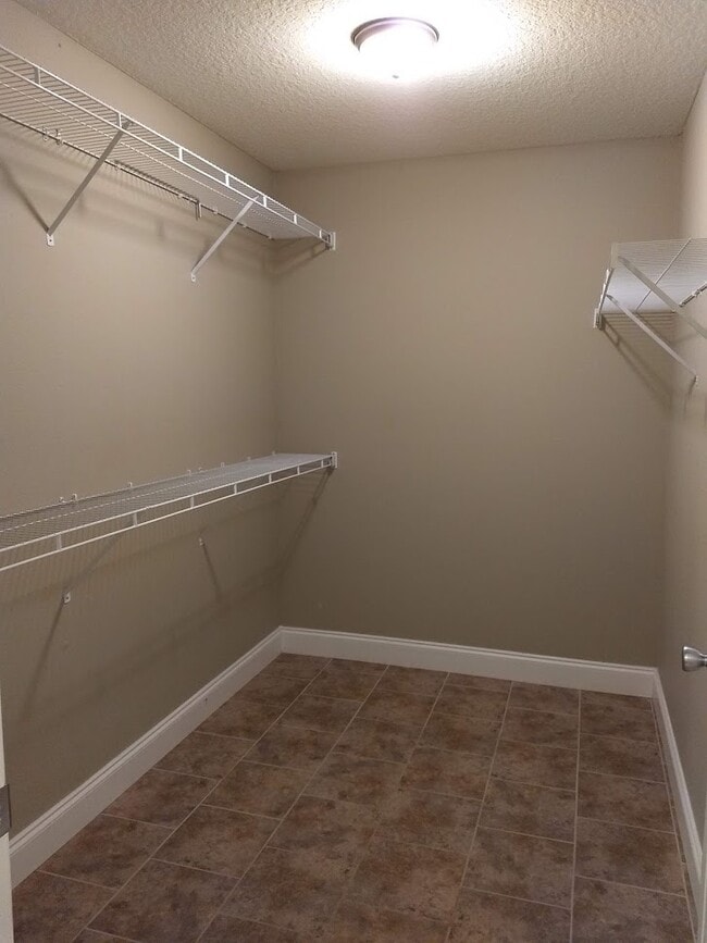 Building Photo - 6345 Osage Rd