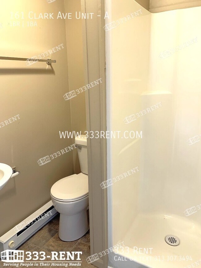 Building Photo - You'll love the coziness of your apartment!