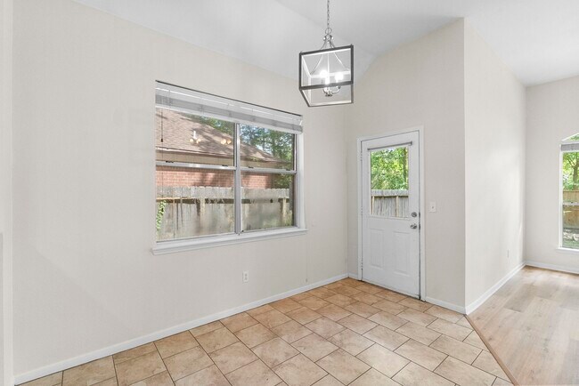 Building Photo - 58 N Indigo Cir