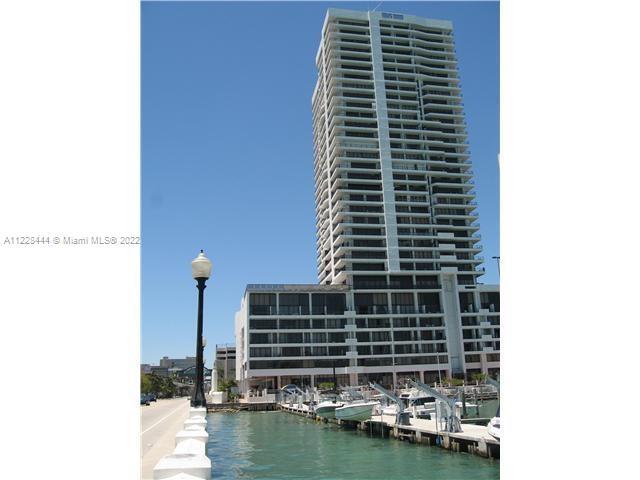 Building Photo - 555 NE 15th St