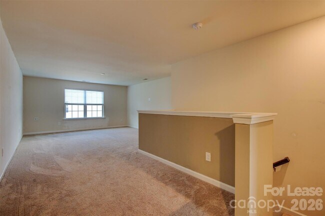 Building Photo - 16125 Hammersmith Farm Dr