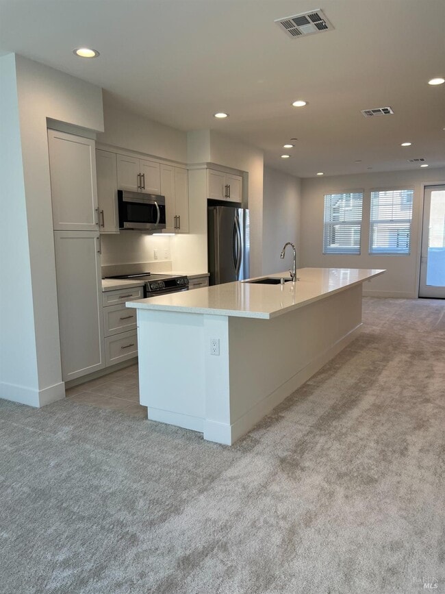 Building Photo - 426 Semillon Ln