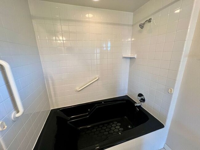 Building Photo - Beautiful 4-Bedroom Home with Modern Upgrades – Spacious 2,820 Sq Ft