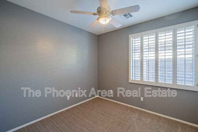 Building Photo - 110 W Cardinal Way