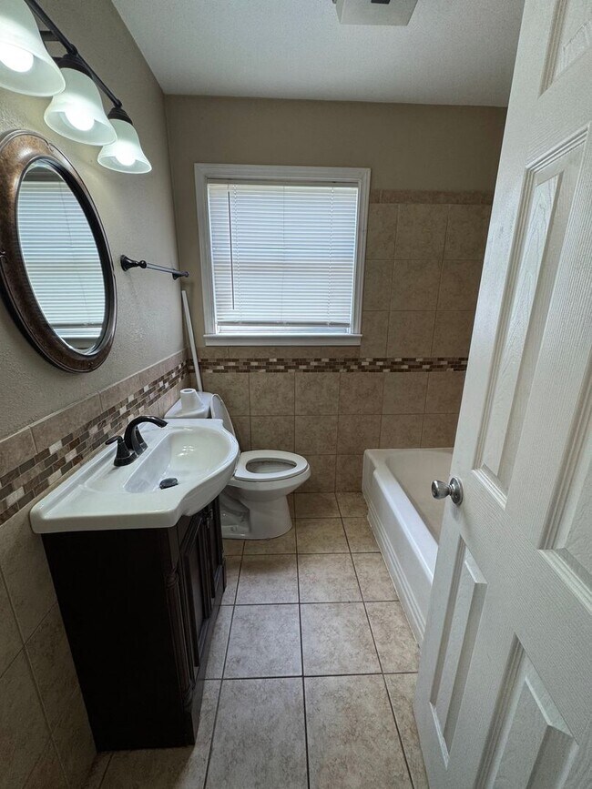 Building Photo - 3-Bedroom House for Rent in Killeen, TX