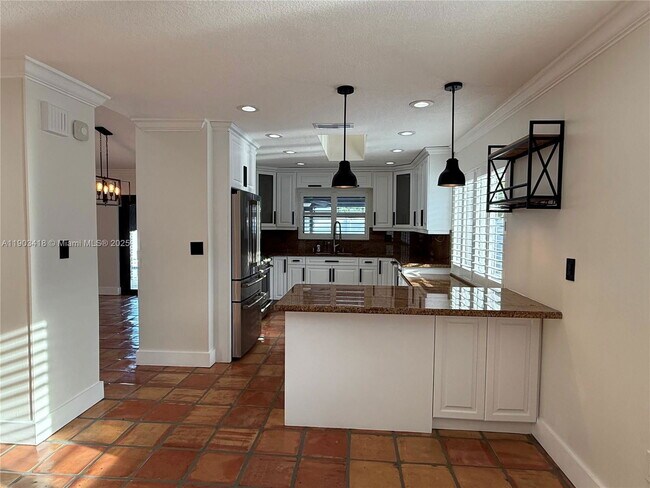 Building Photo - 12030 SW 92nd St