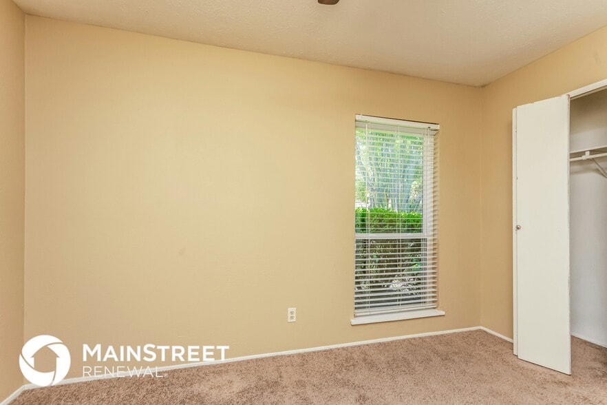 Building Photo - 7106 Flameleaf Pl