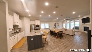 Building Photo - 9838 Kremmen Pl