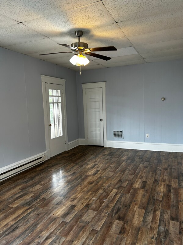 Building Photo - 719 Mercer Ave