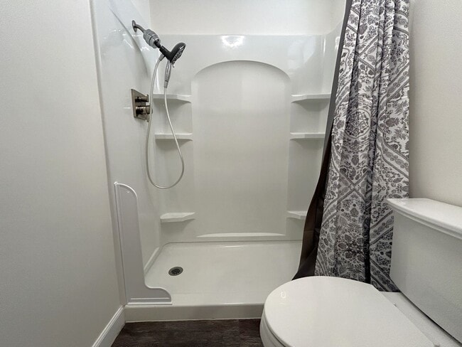 Building Photo - OAK CREEK DR UNIT D ONTARIO 91761  (2 BED / 2 BATH)