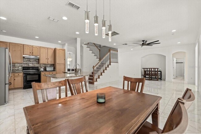 Building Photo - 871 Blairmont Ln