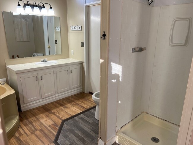 Building Photo - In the KEYS ... Open Floor plan 3 bedroom ...