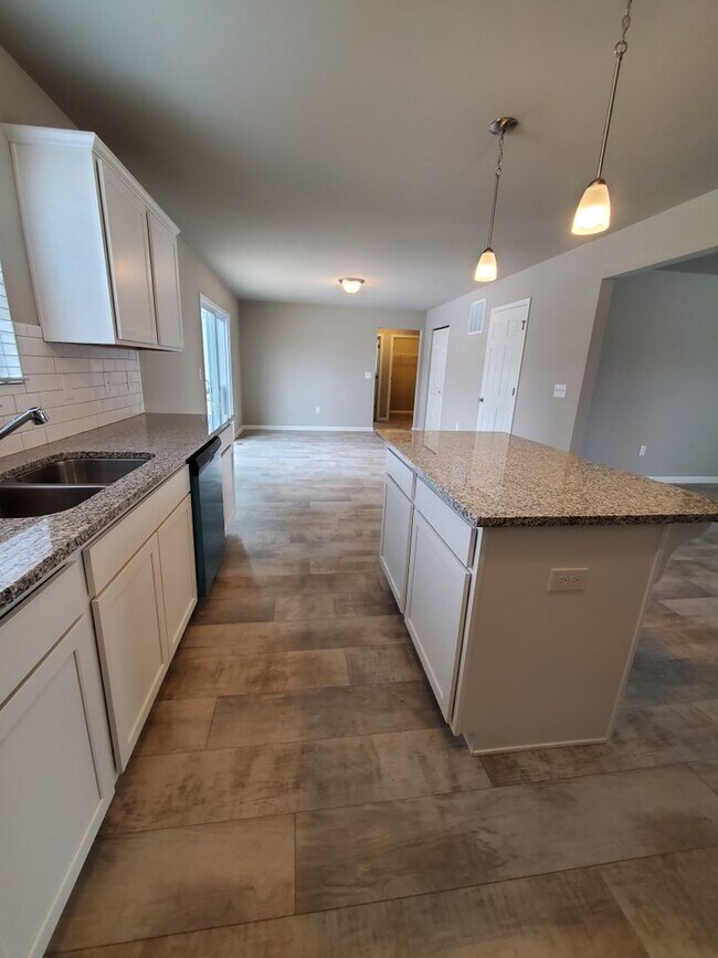 Building Photo - 1453 Weatherstone Ln